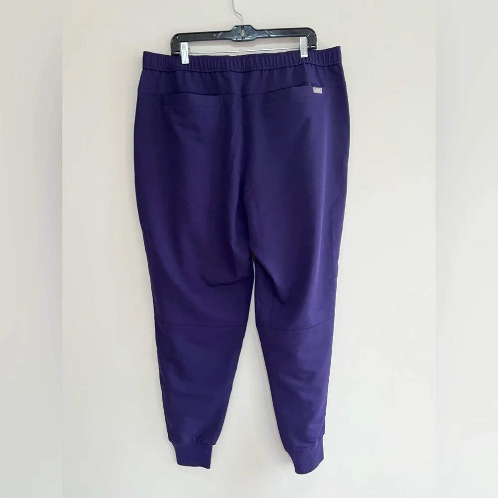 Figs nwt men’s